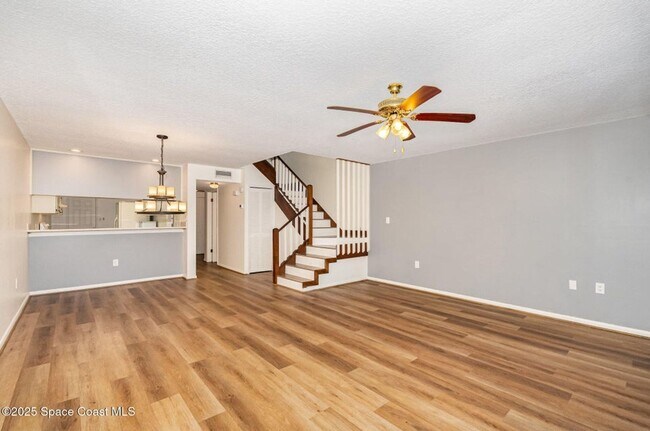 Foto del edificio - 3549 Muirfield Dr