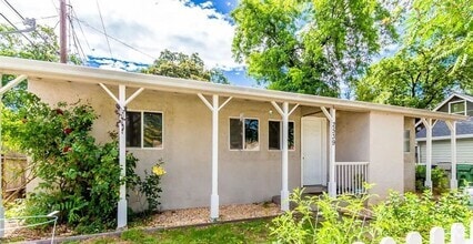 Building Photo - 2539 Lanning Ave