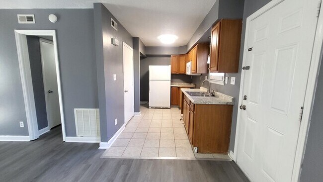 Foto del edificio - Three Bedroom Townhouse for Rent in Spartanburg SC with Move-In Special!