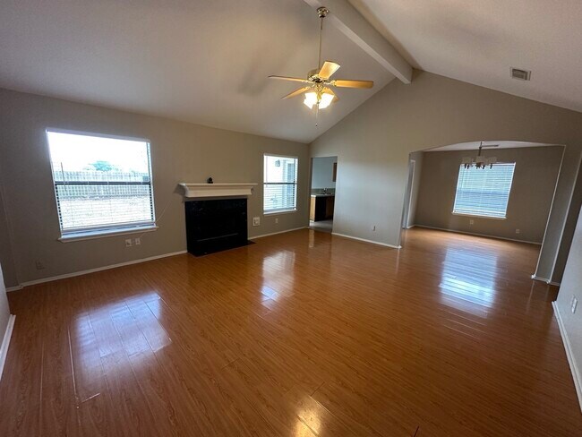 Building Photo - 21906 Calderbrook Dr