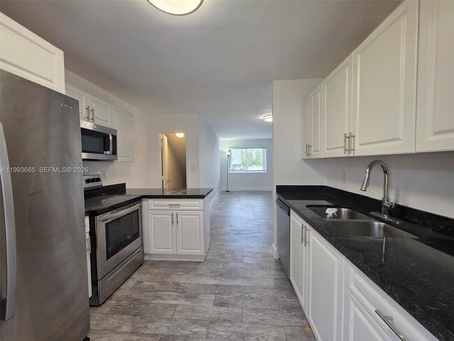 Foto del edificio - 7971 SW 152nd Ave