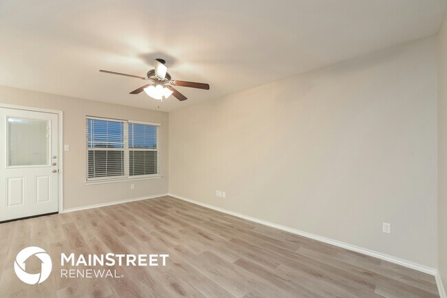 Foto del edificio - 10752 Many Oaks Dr