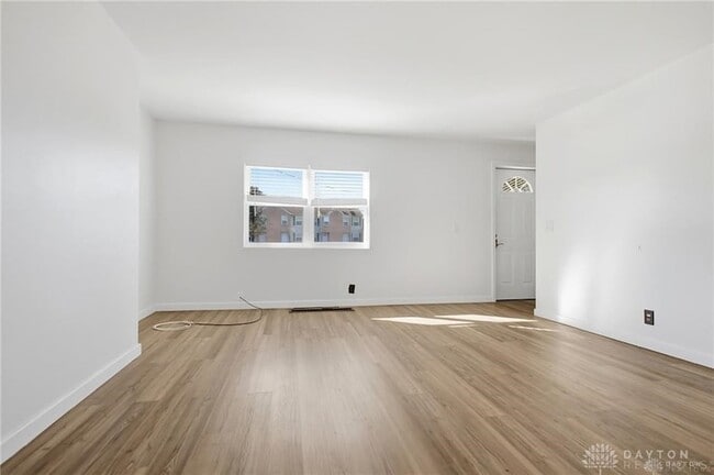 Building Photo - 2512 Harshman Rd