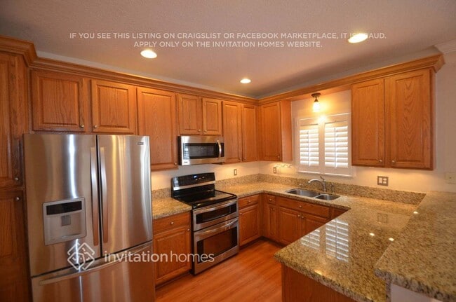 Building Photo - 784 NW 126th Ave