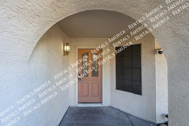 Building Photo - 6769 W Tonto Dr