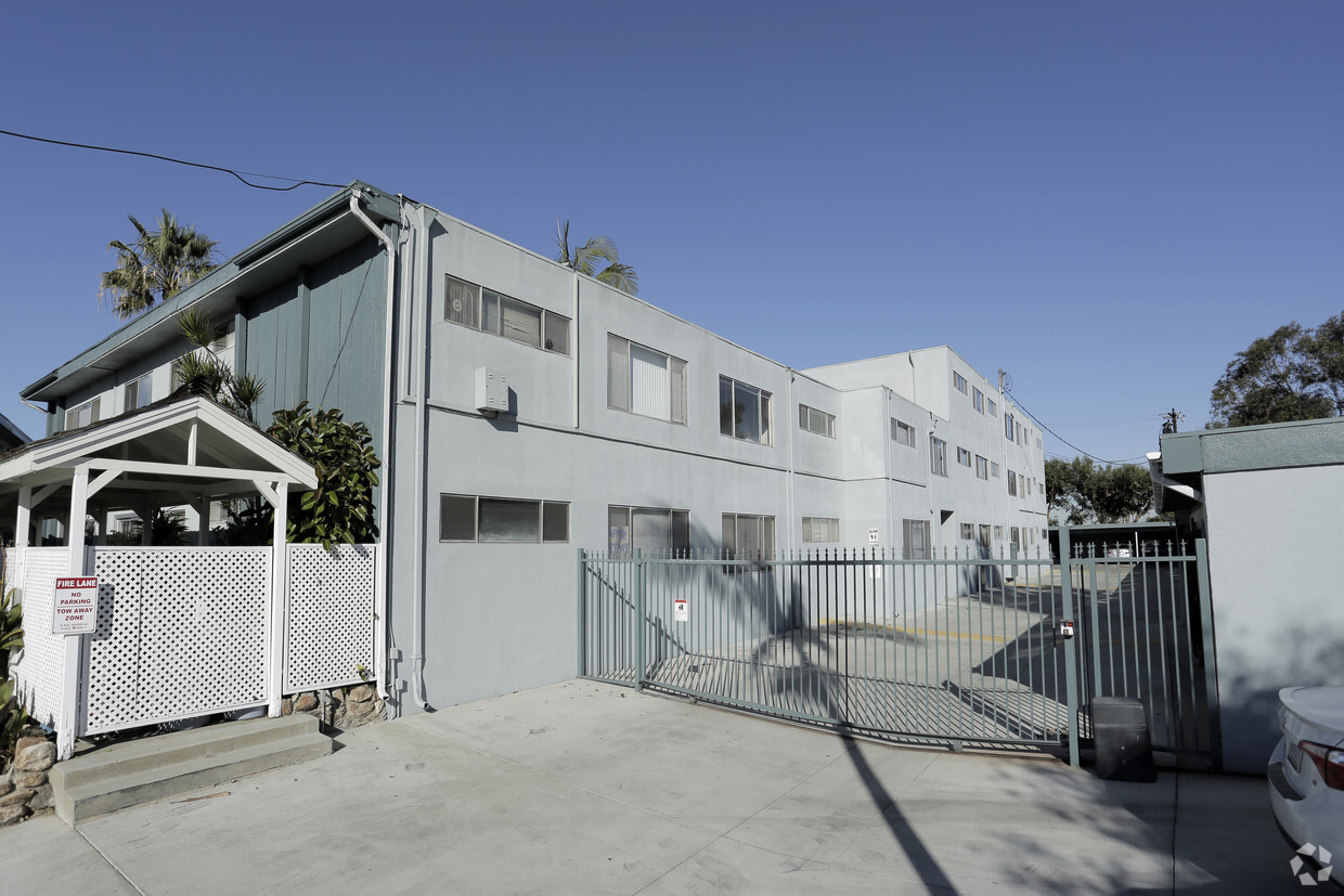 Building Photo - The Californian
