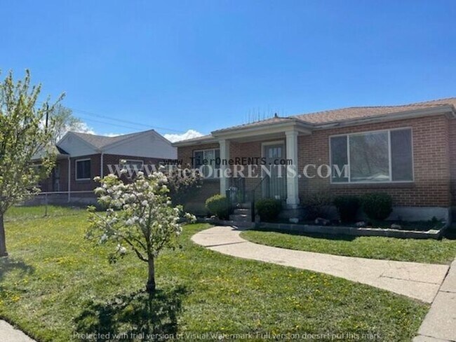 Building Photo - This property offers a NO DEPOSIT option available for qualified renters!