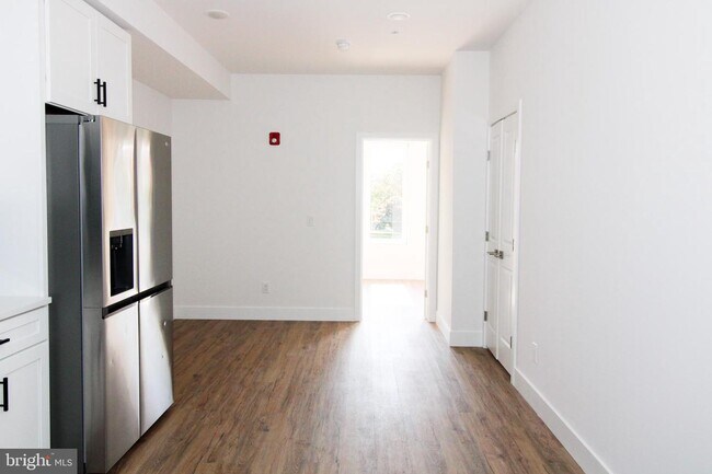 Foto del edificio - 2203 W Thompson St