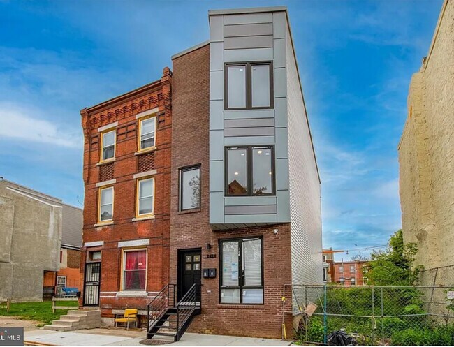 Foto del edificio - 2424 Nicholas St