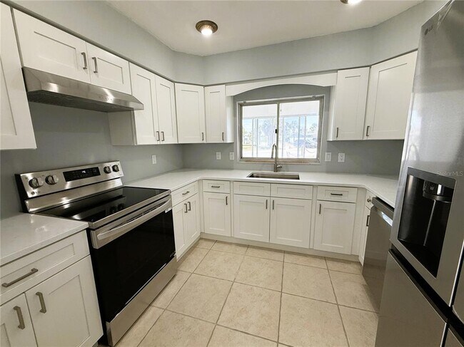 Foto del edificio - 500 140th Ave E