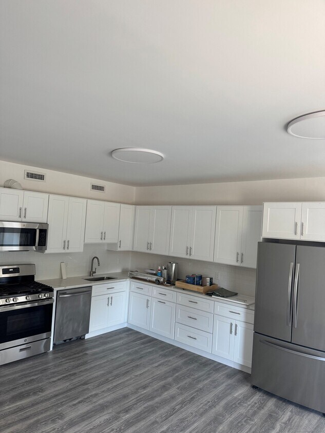 Foto principal - 3142 Fairfield Ave