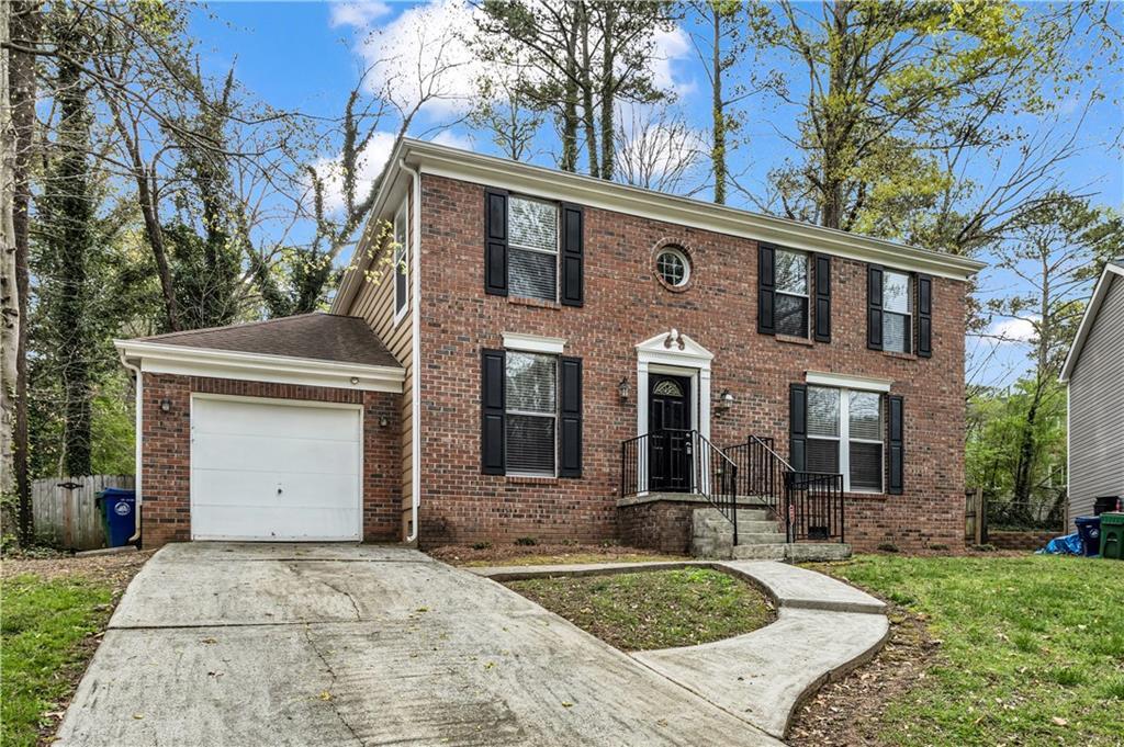 Foto principal - 2441 Empire Forest Dr