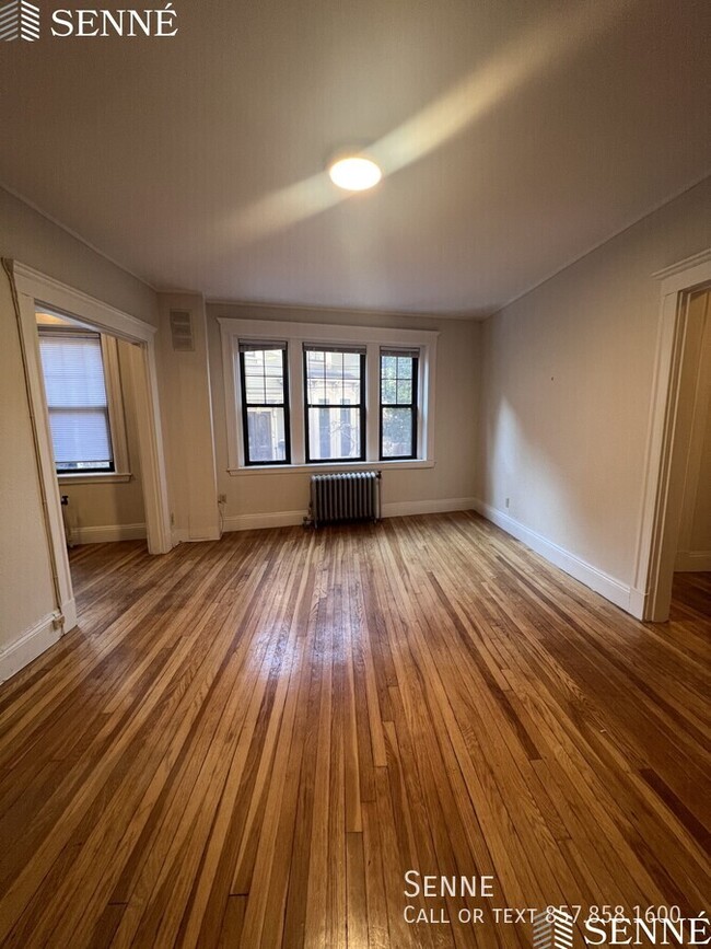 Foto del edificio - Charming & Spacious 1BR Near Harvard Squar...