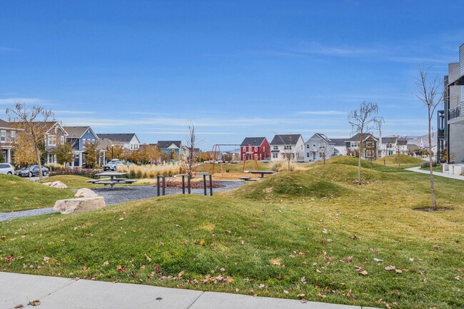 Foto del edificio - 6356 Birch Run Rd