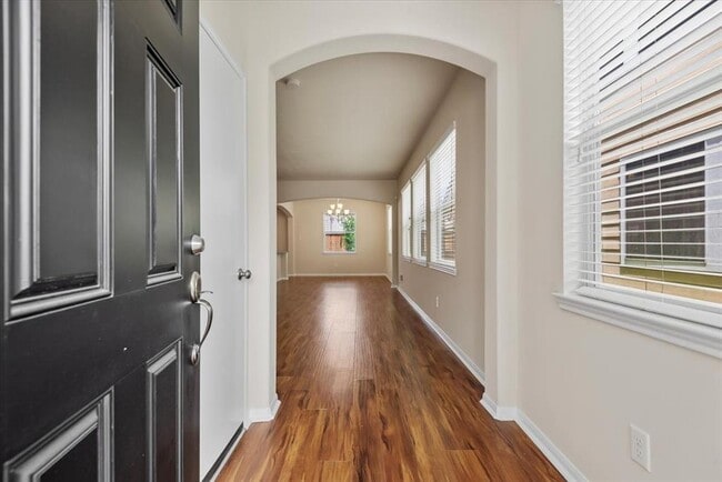 Building Photo - 2742 Windy Thicket Ln