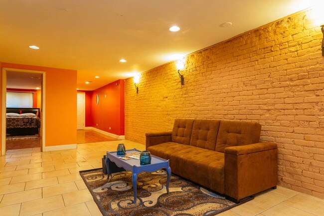 Foto del edificio - 4515 S Forrestville Ave
