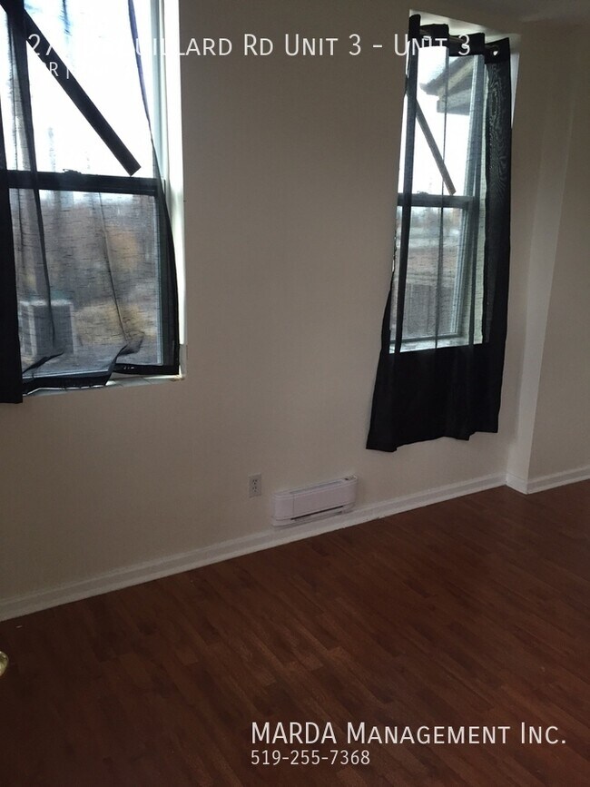 Building Photo - 279 Drouillard Rd