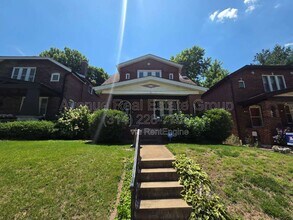 Building Photo - 4114 Alma Ave