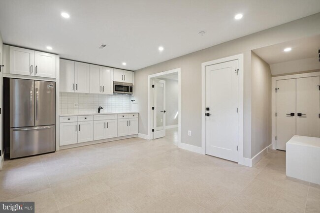 Foto del edificio - 2215 Lawrence St NE