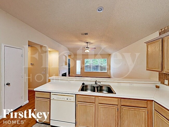 Building Photo - 1003 Prado Real Dr