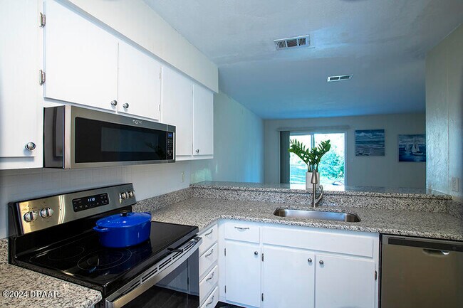 Foto del edificio - 480 Reed Canal Rd