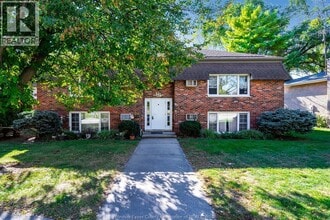 Building Photo - 25 Hillview Crescent