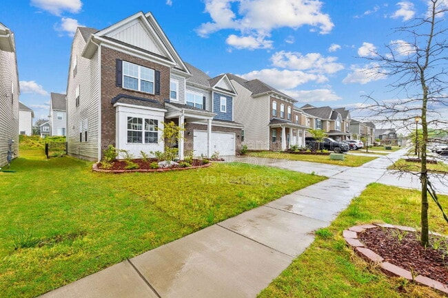 Photo - 14924 Nichols Hall Dr House