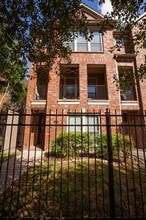 Building Photo - 5124 Belmont Ave