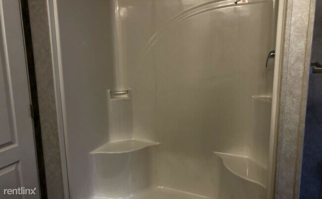 Foto del edificio - 3 br, 2 bath Mobile Home - 127 Patton Drive