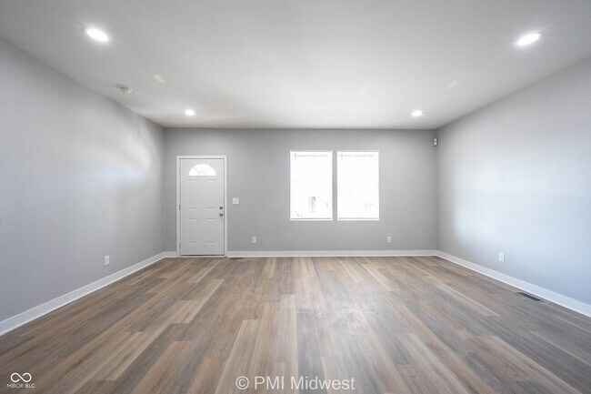 Foto del edificio - 224 W 28th St