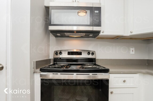 Foto del edificio - 7064 Stephens Ct.