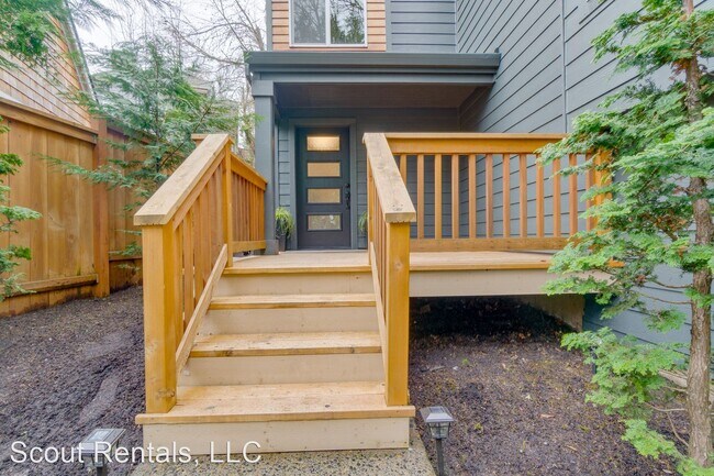 Building Photo - 4 br, 3 bath House - 1820 South Shore Blvd