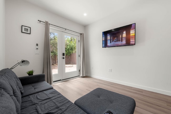 Photo - 1535 S Ogden Dr Apartment