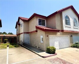 Building Photo - 2643 Gage Ave