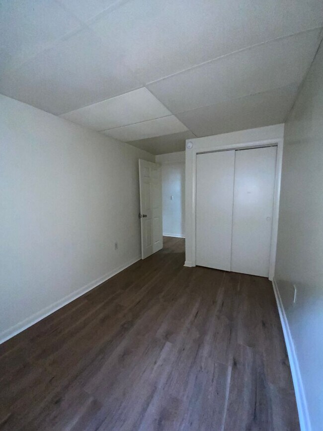 Foto del edificio - 237 E Jackson St
