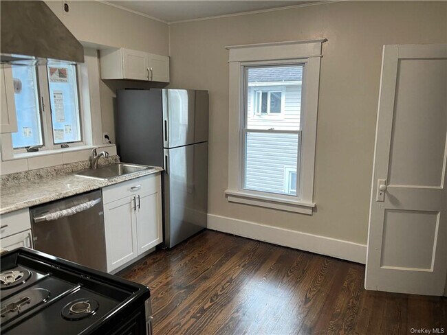 Building Photo - 118 Linderman Ave