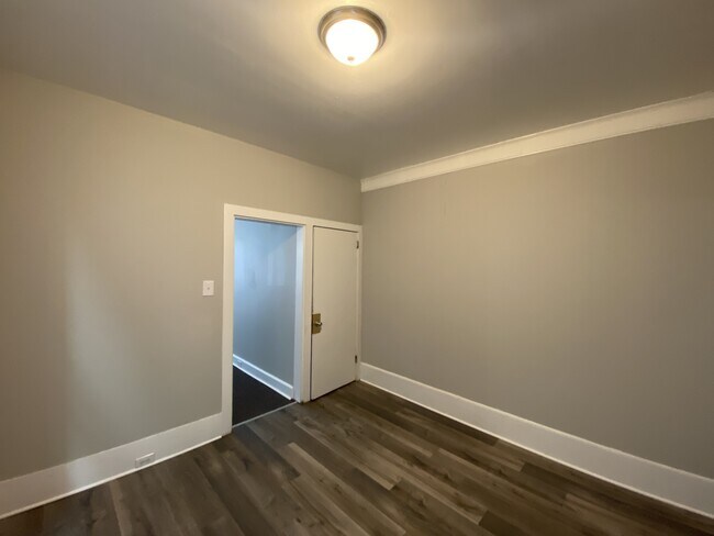 Building Photo - 351 Swatara St