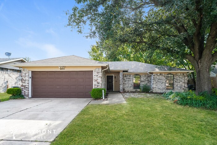 Foto principal - Charming Brick Retreat with Timeless Appeal