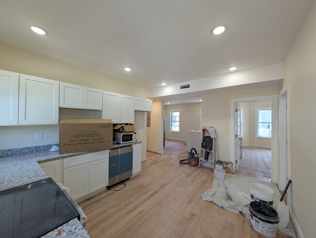 Foto del edificio - 5 Lowell Cir