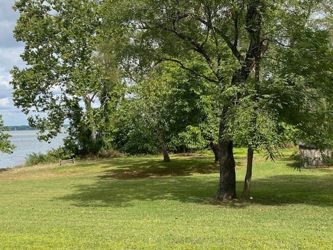 Foto del edificio - Riverside Drive