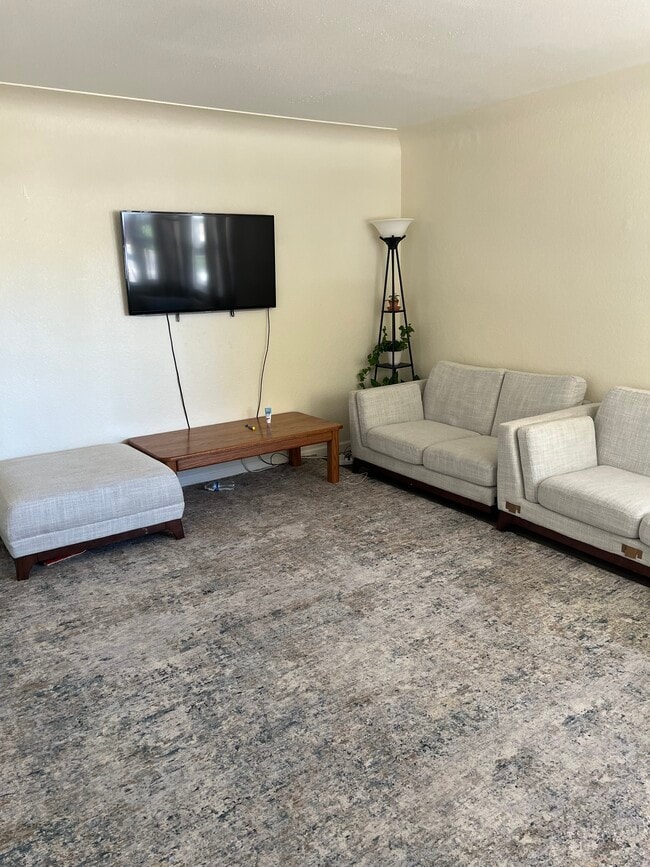 Photo - 725 S Krameria St House