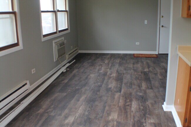 Building Photo - 3315 Colgate Ave