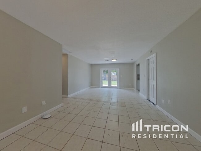 Foto del edificio - 1735 Ragland Ave