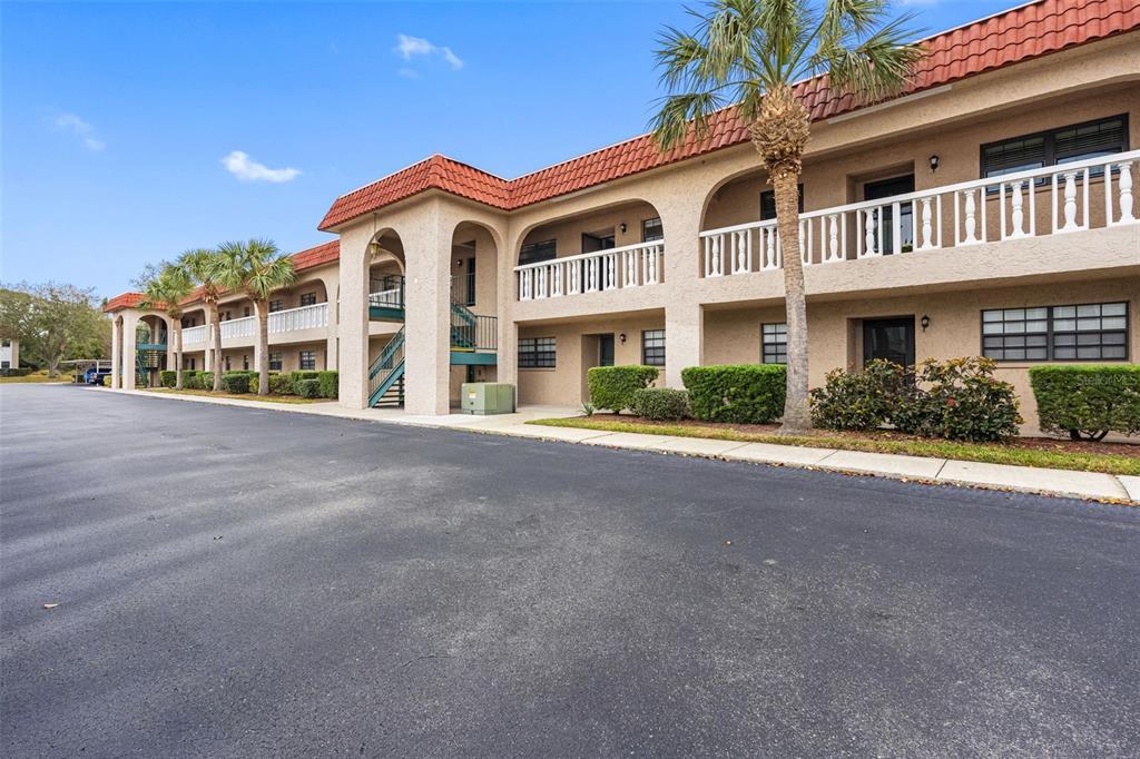 Foto principal - 1750 Belleair Forest Dr