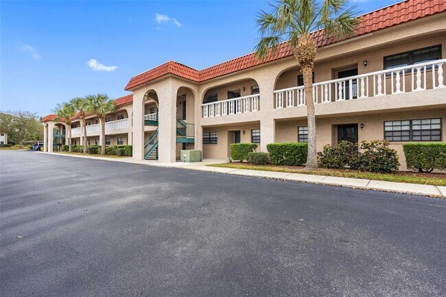 Foto del edificio - 1750 Belleair Forest Dr