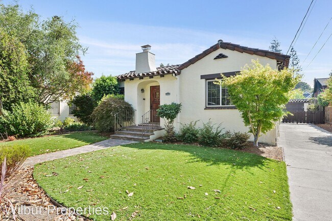 Foto del edificio - 3 br, 1.5 bath House - 1020 Guinda Street