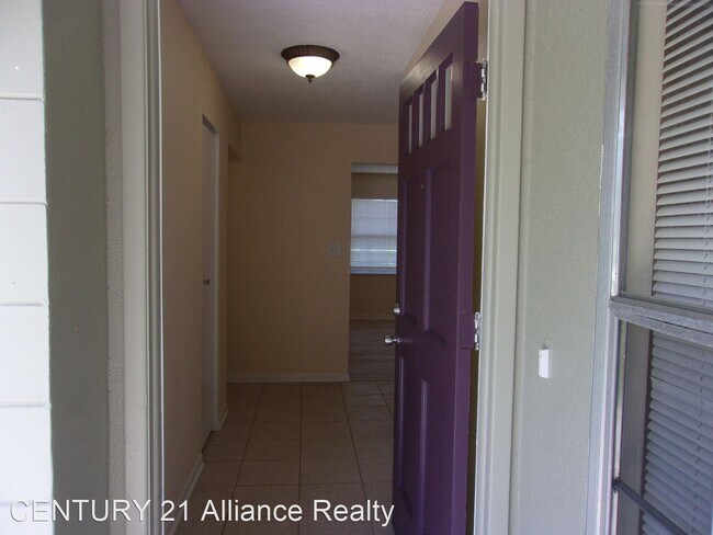Building Photo - 3 br, 2 bath House - 31056 Willow Bank Avenue
