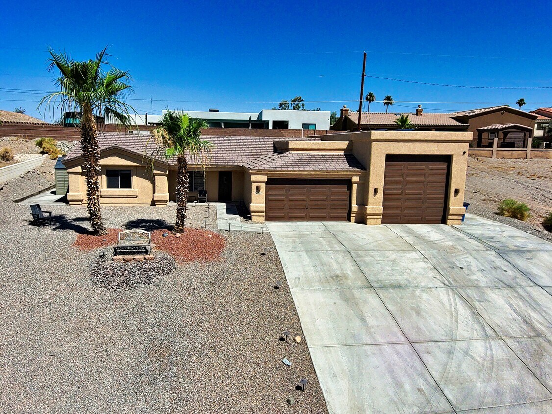 Primary Photo - 1781 Cabana Dr
