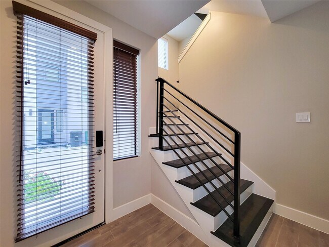 Foto del edificio - 10806 Warwana Rd