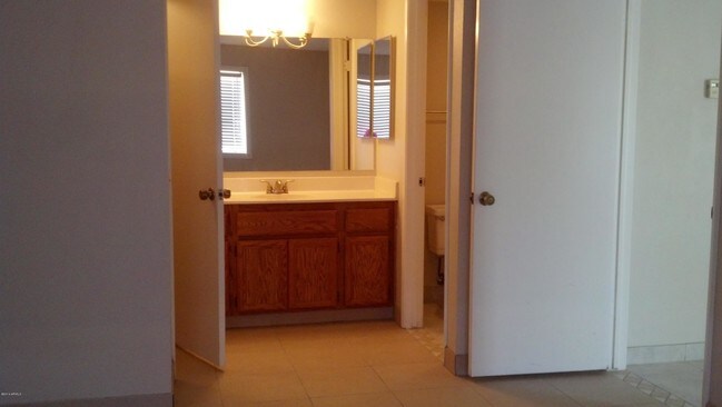 Foto del edificio - 3206 W Mohawk Ln